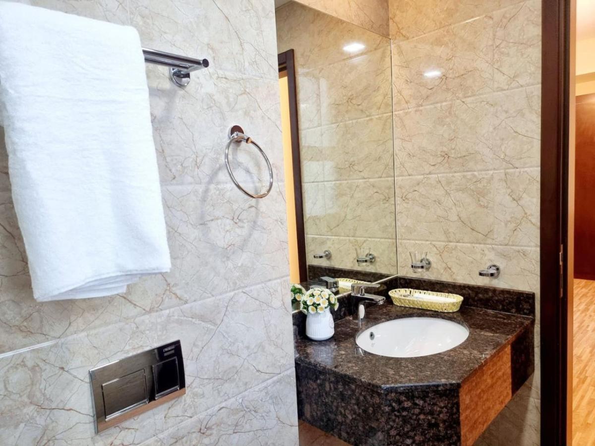 10Th Floor Aspire Tower Paradise Manama Extérieur photo